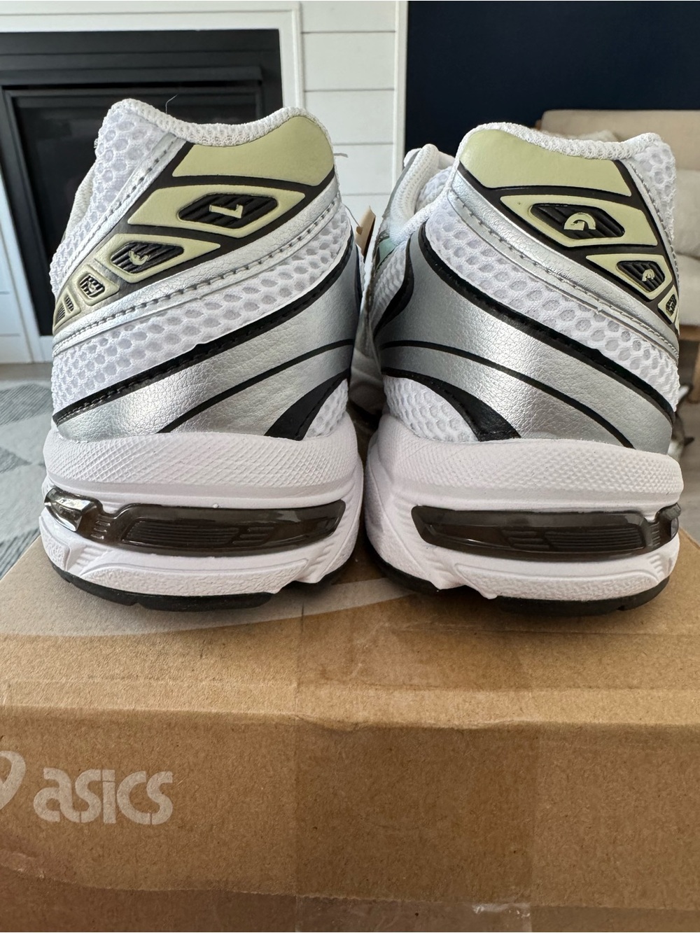 ASICS GEL-1130 White/Verdigris Women’s 8 New Men’s 6.5 Damaged Box - Picture 5 of 8